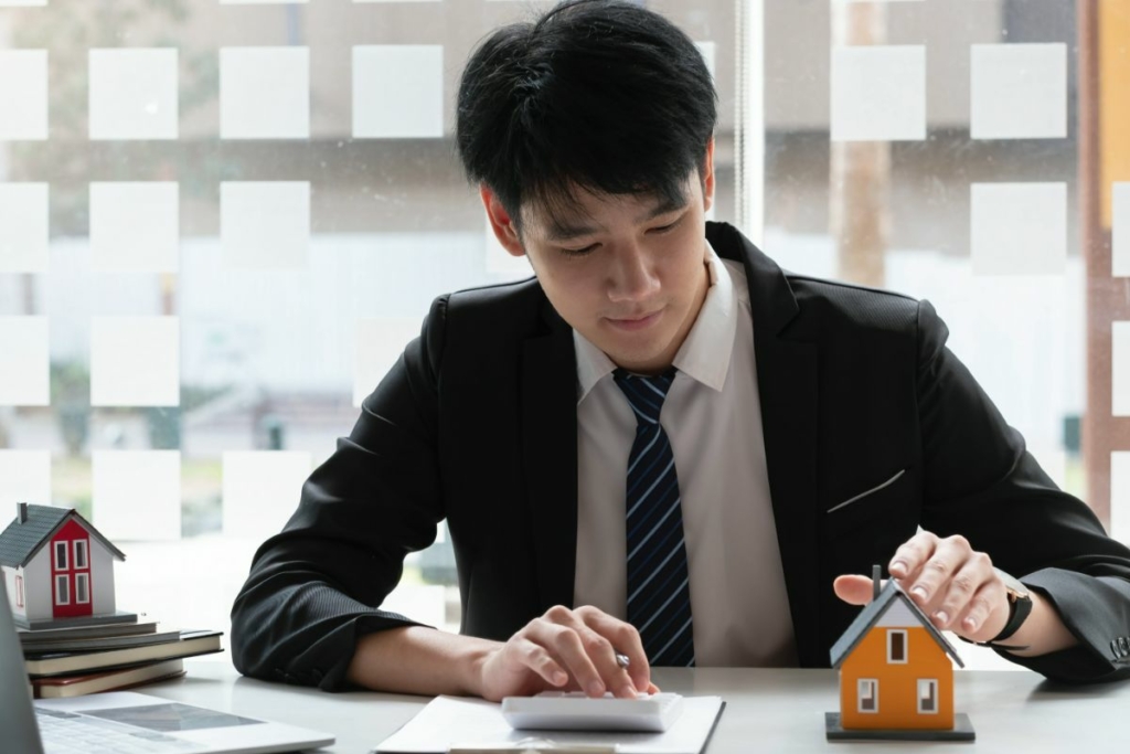 6 White Flags to Look for in a Developer