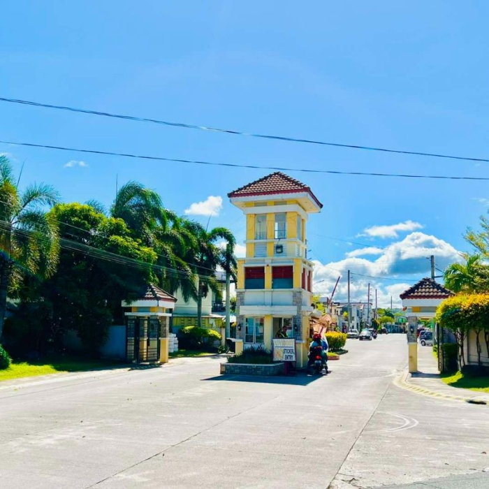 3 Hidden Houses and Lot Gems in Cavite