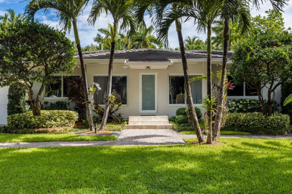 Advantages of a Bungalow House