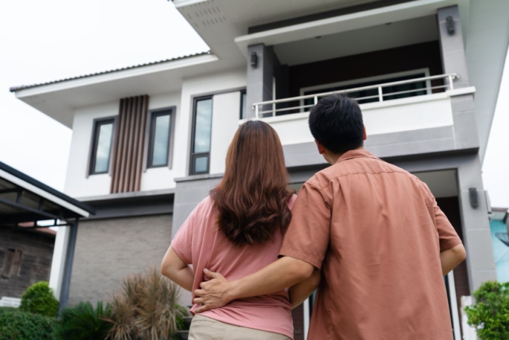 A couple doing a final inspection of their home in Cavite