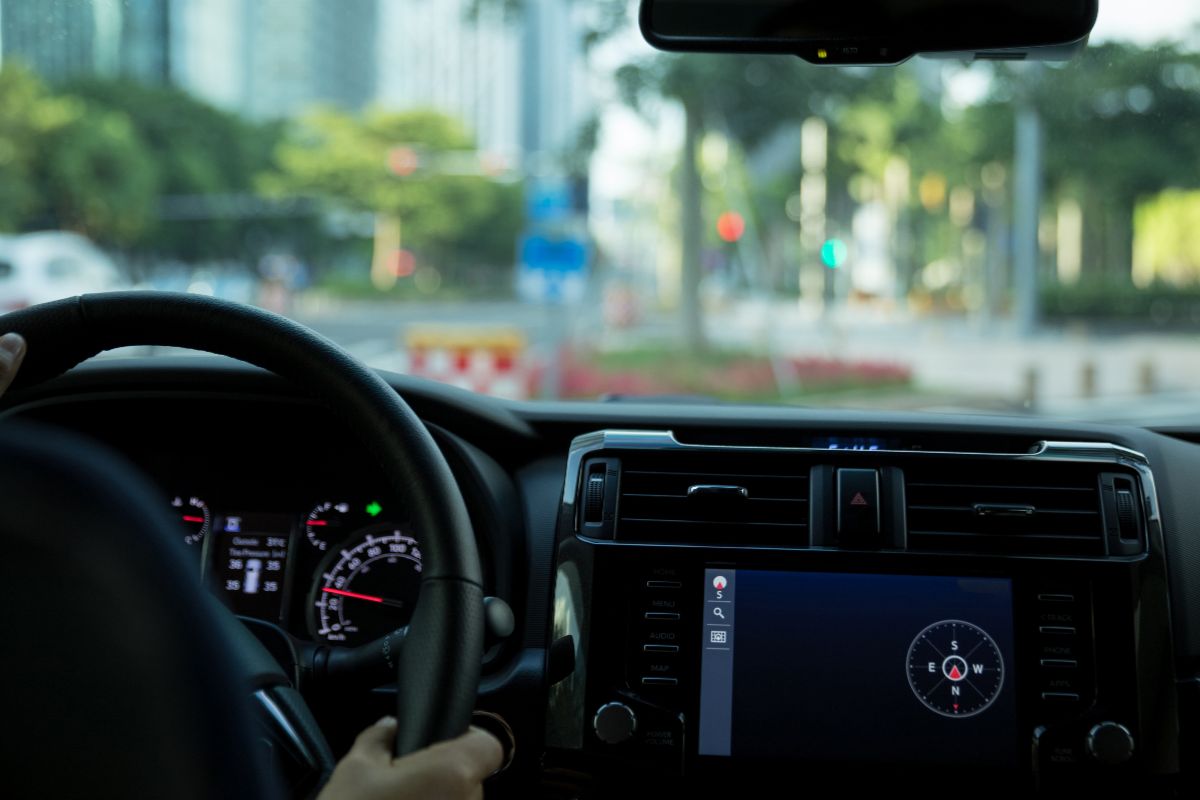 Proximity to Major Business Districts